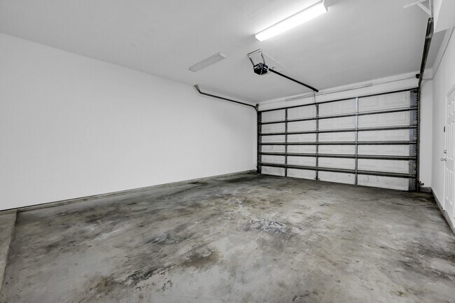 Building Photo - 155 Binnacle Ct