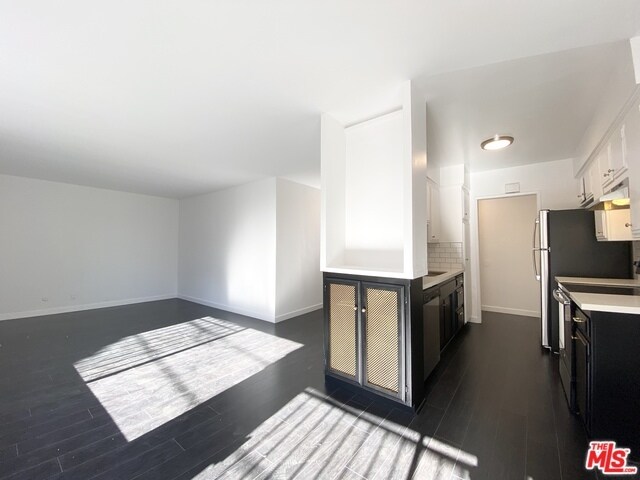 Building Photo - 2065 Rodney Dr