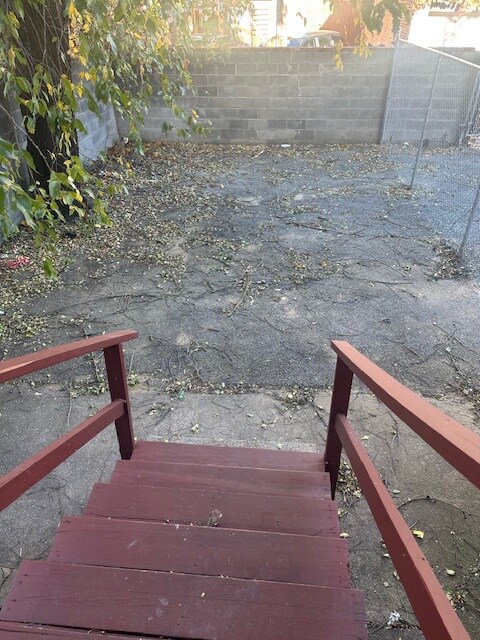 Building Photo - 1409 McCulloh St