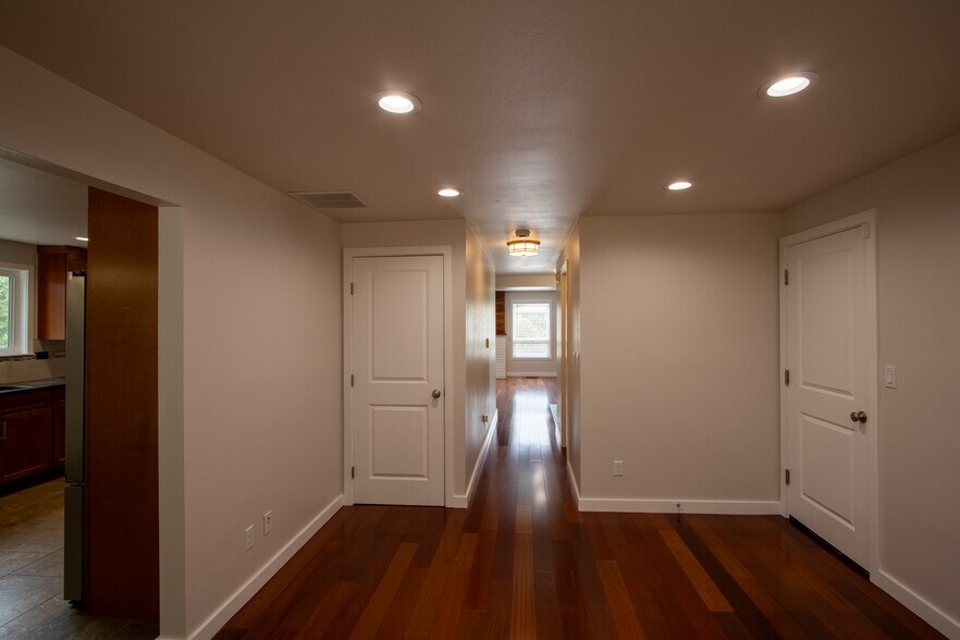 Hallway to entry and powder bathroom - 13234 SE 261st St
