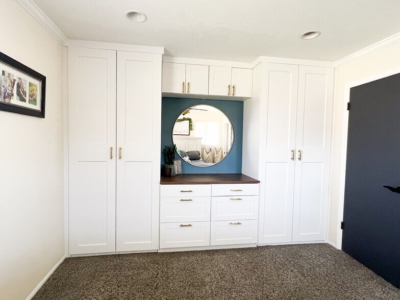 Building Photo - 4453 Fillmore Ave