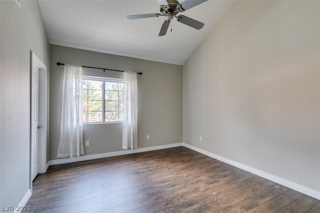 Building Photo - 2925 Wigwam Pkwy