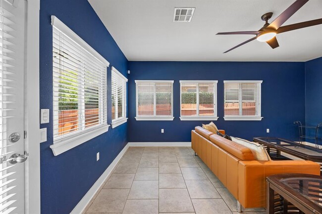 Building Photo - 6717 Alleyton Dr