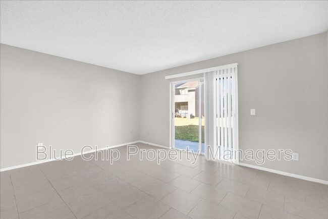 Building Photo - 203 Watts Ln