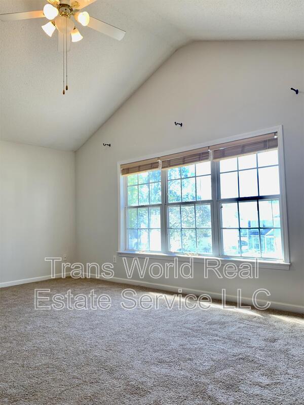 Building Photo - 485 Chippenham Ct