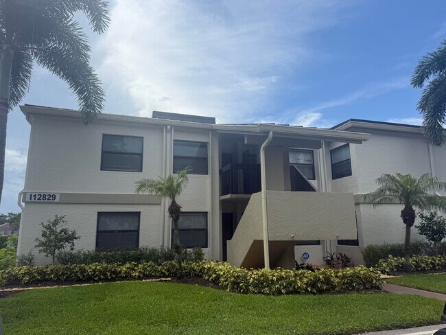Building Photo - 12829 Briarlake Dr