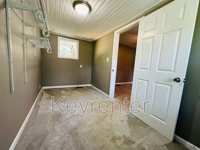 Building Photo - 1206 Cedar Ln