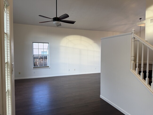 Building Photo - 10538 Olympic St NW