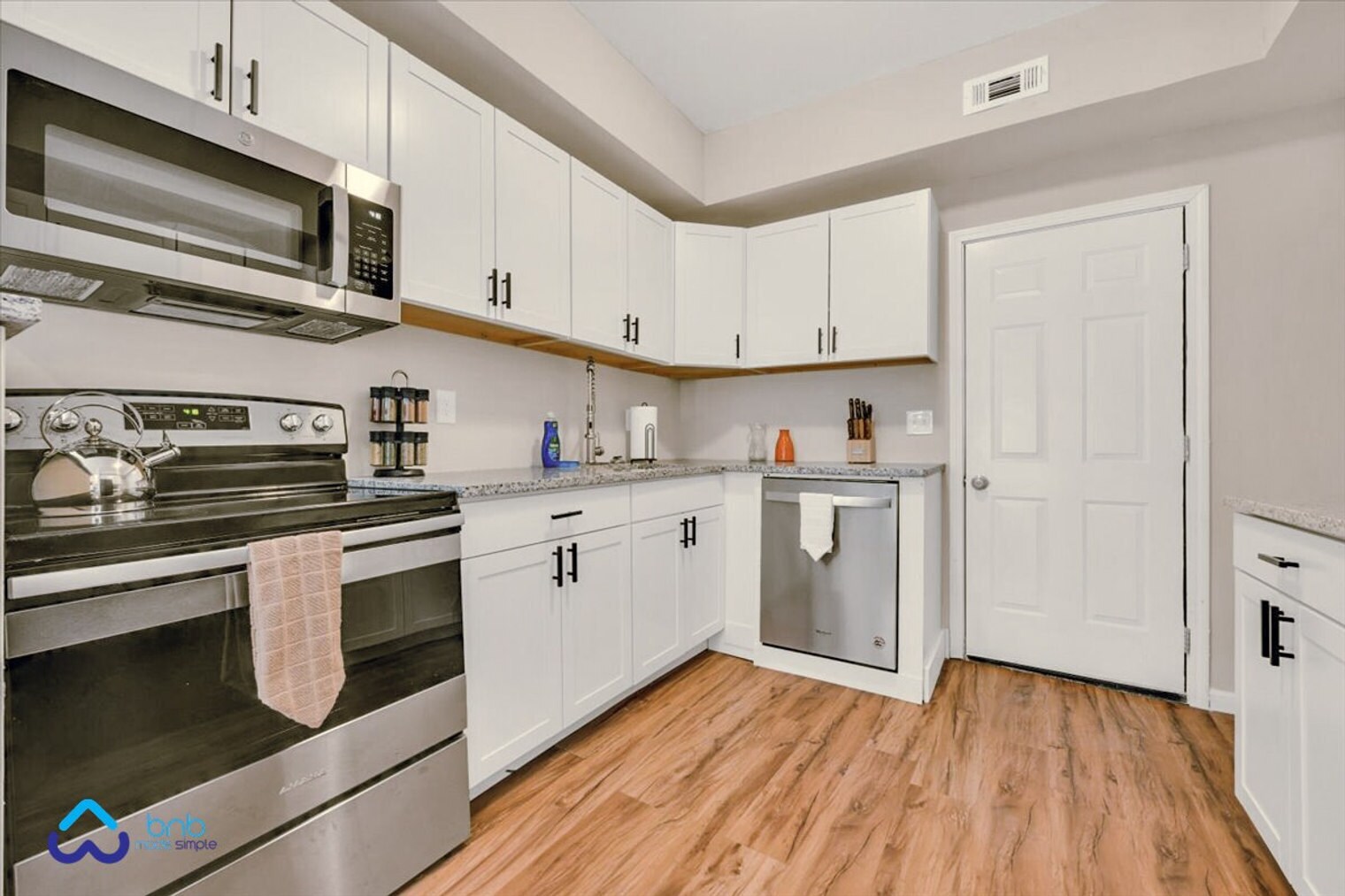 Building Photo - 945 Palmetto Ave SW