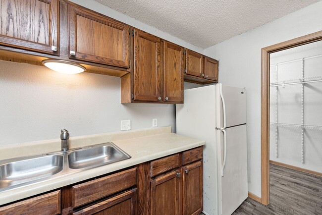 Floorplan - VALLEY APARTMENTS