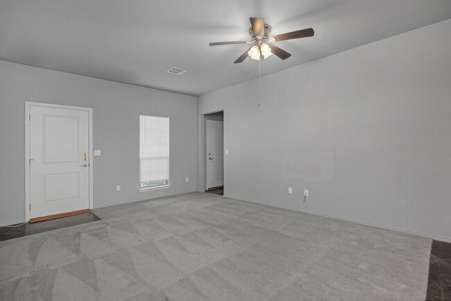 Building Photo - Beautiful home in Tradewinds! Will not last long call today