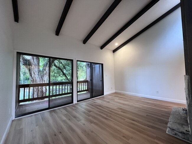 Building Photo - Desirable Sodo District, this spacious 2 b...