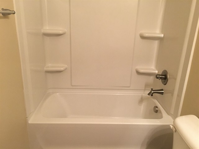 Building Photo - 1389 Castleoak Dr