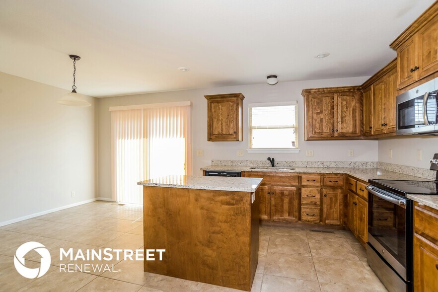 Building Photo - 501 Fall Meadow Ln