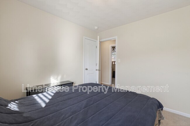 Building Photo - 5504 Taylors Walke Ln