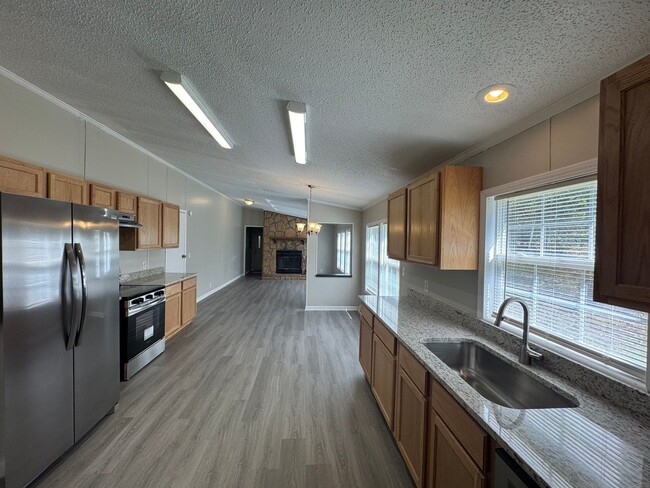 Building Photo - 236 Kue Pass