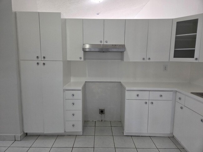 Building Photo - 4432 NW 185th St