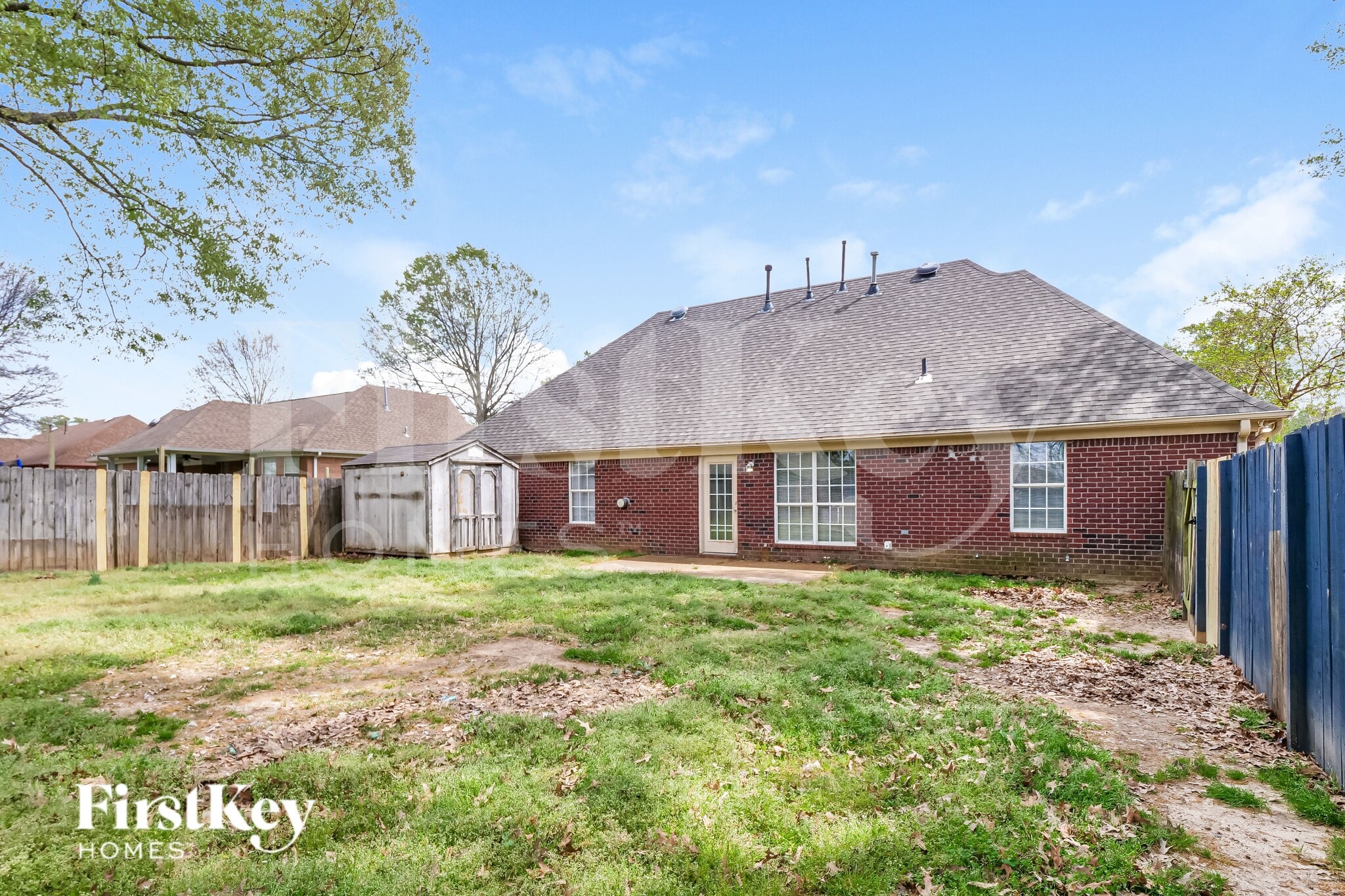 Building Photo - 7601 Broken Hickory Dr