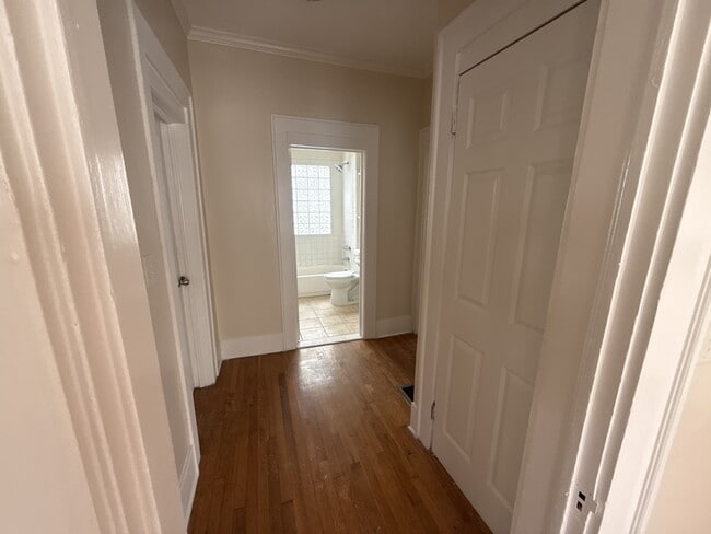 Building Photo - 780 Peeples St SW