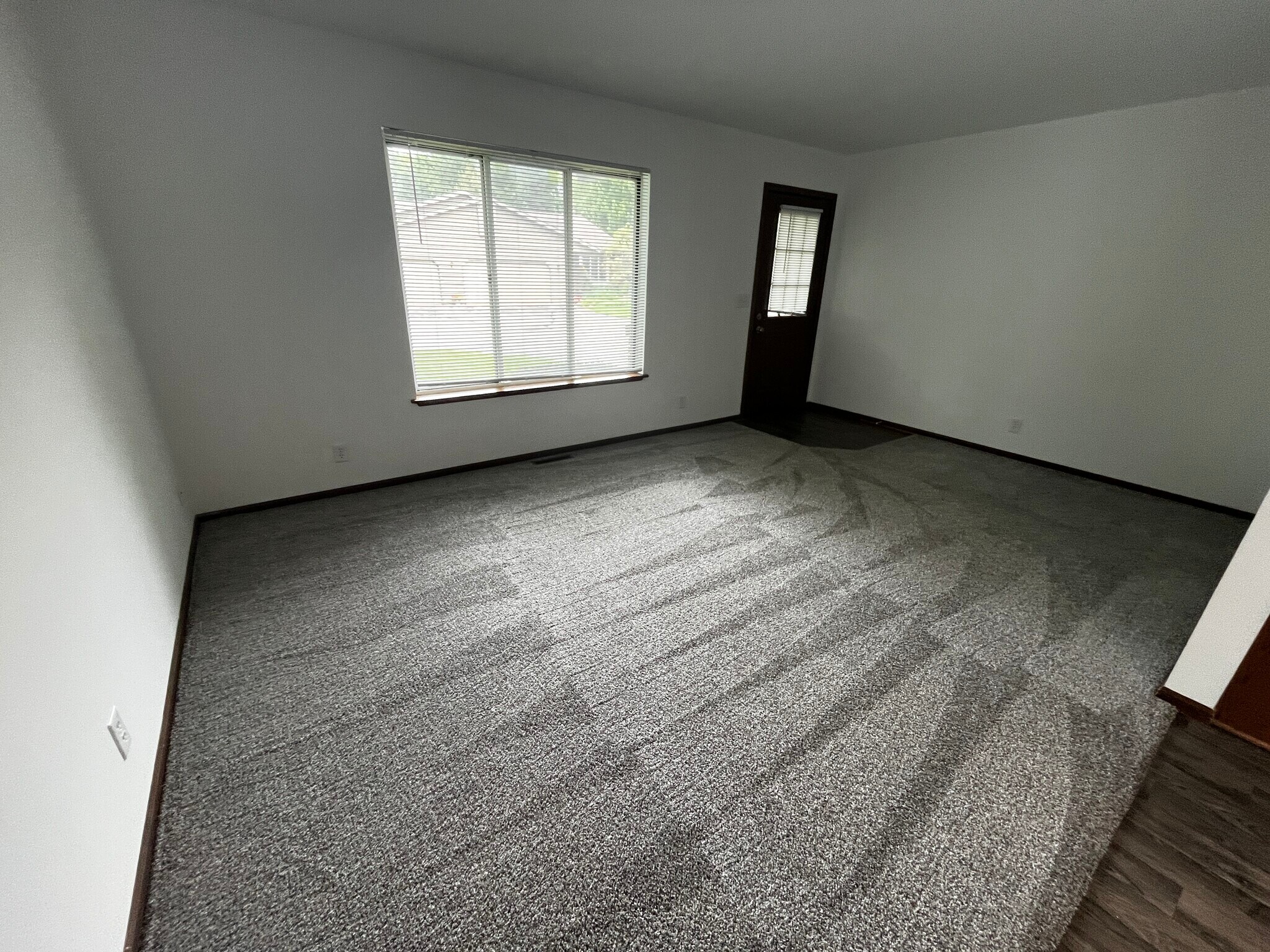 Building Photo - 227 Felch St
