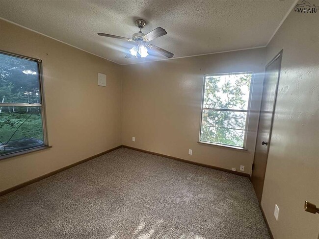 Building Photo - 2828 Newsom Cir