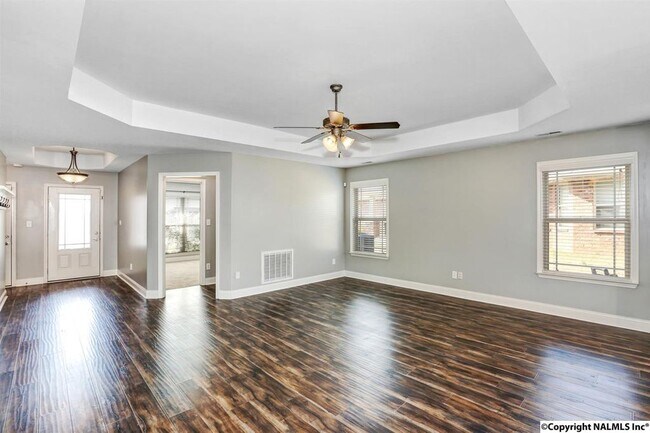 Building Photo - 110 Healey Dr