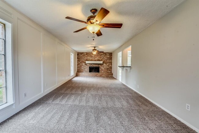 Living Room - 8206 AMURWOOD DR