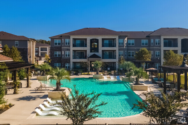 Building Photo - Trails at Lake Houston