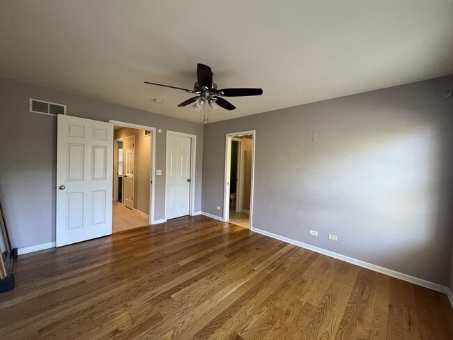 Building Photo - 2297 Roaring Creek Dr