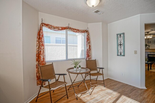 Building Photo - 3146 Chama Meadows Dr NE