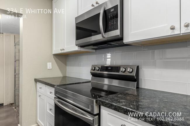 Building Photo - Midtown Charmer 2 bed 2 bath