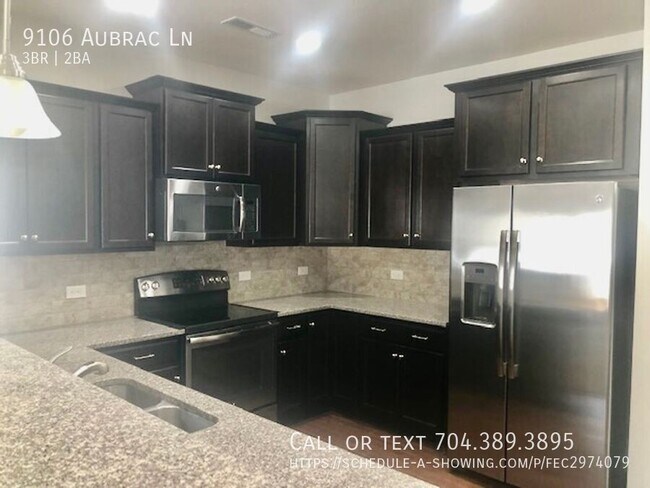 Building Photo - 9106 Aubrac Ln