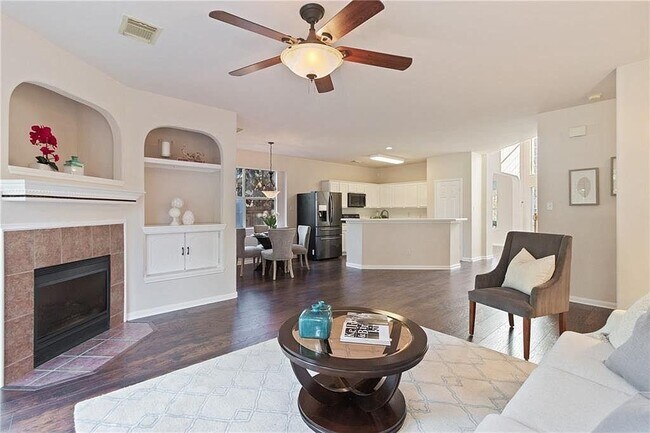 Building Photo - 5908 Taylorcrest Dr