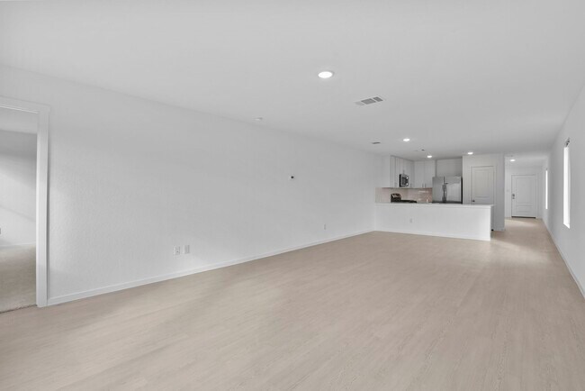 Building Photo - 7316 Green Sapphire