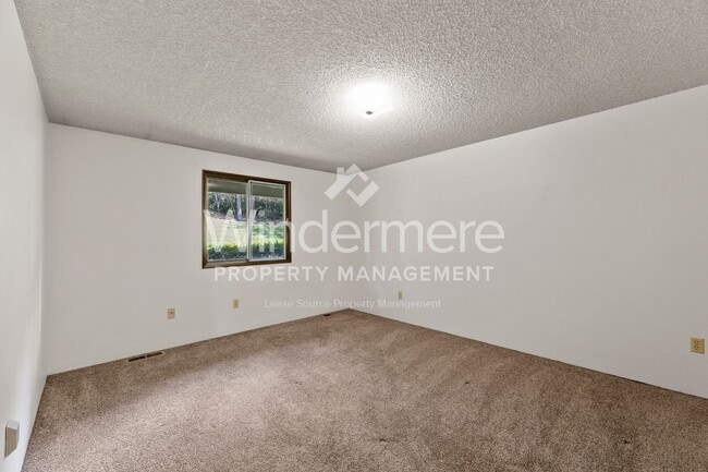 Building Photo - 2-bedroom Apartment In Hangman Valley