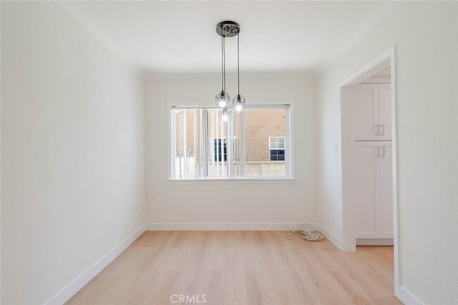 Building Photo - 11246 Saticoy St