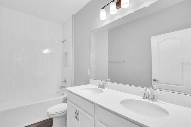 Building Photo - 12743 Brodlove Ln