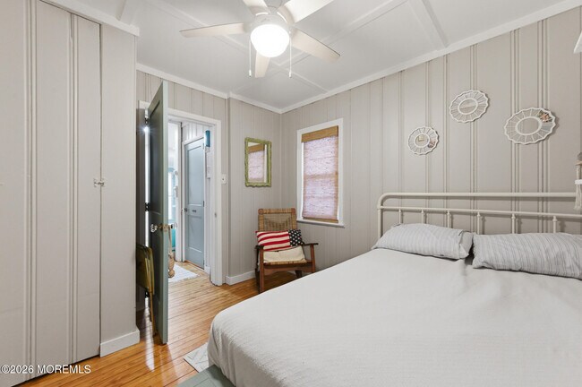 Building Photo - 14 Sunset Rd