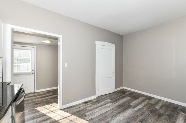 Building Photo - 3848-50 North Capitol Avenue