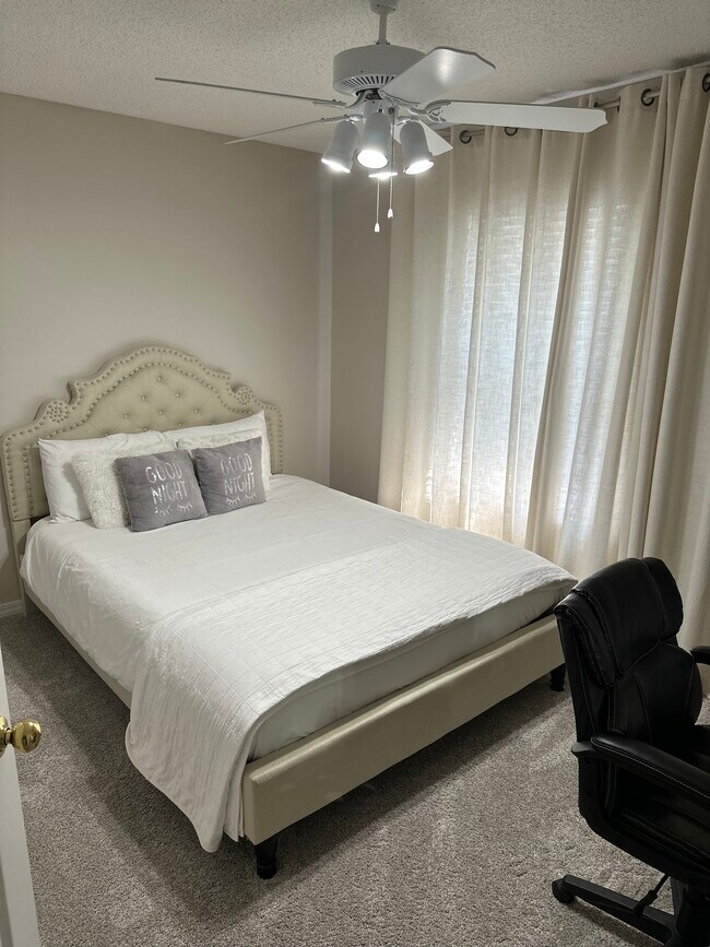 Bedroom #3 - 208 Twin Lakes Ln