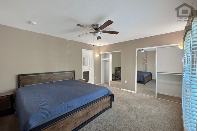 Building Photo - 3Bed/2.5Bath Condo at Priest Dr/Rio Salado Pkwy! -- ATTACHED 3-CAR GARAGE!