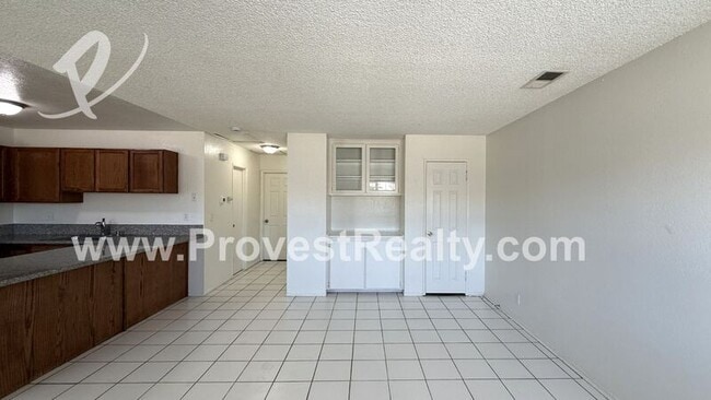 Building Photo - 12769 Kiowa Rd