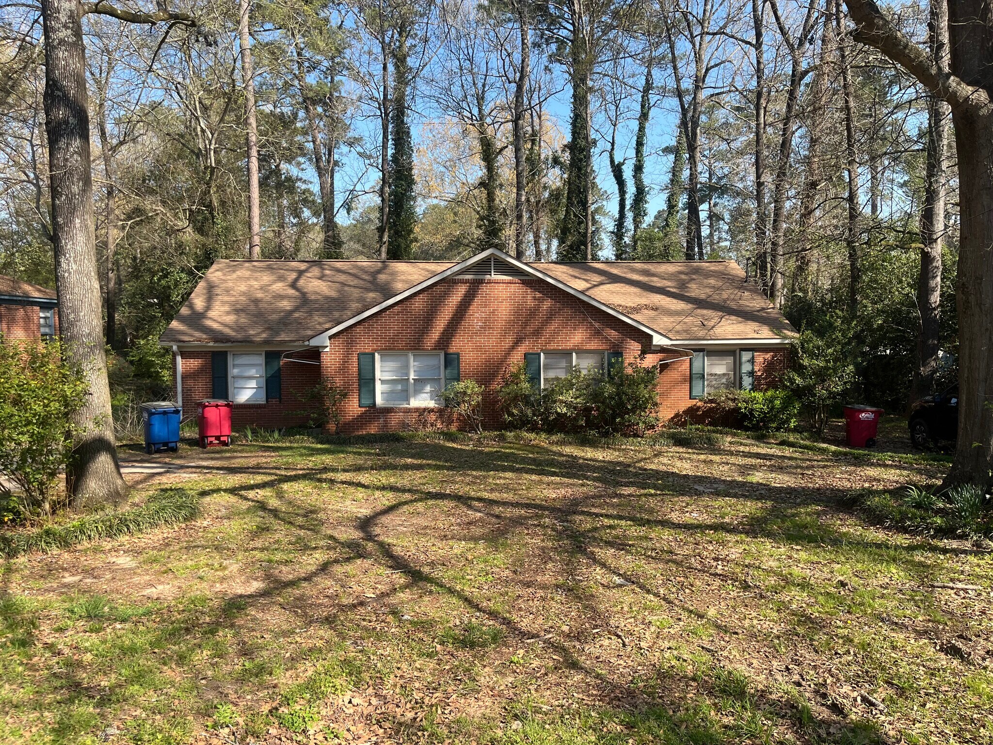 Building Photo - 1034 N PIERCE AVE