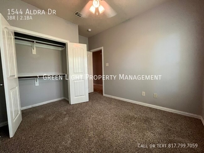 Building Photo - 1544 Aldra Dr