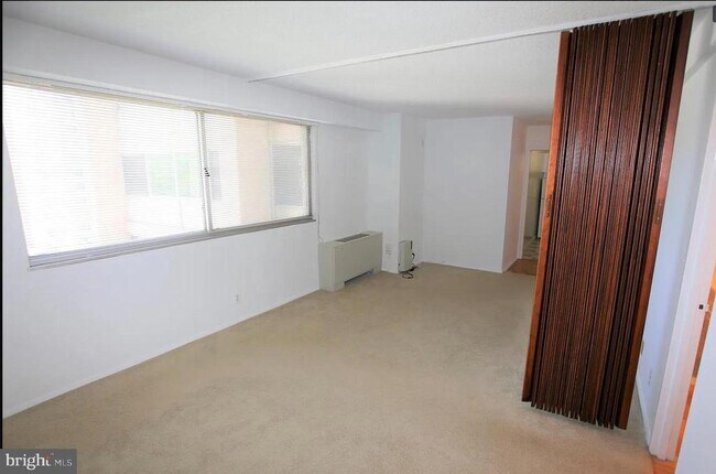 Building Photo - 4515 Willard Ave