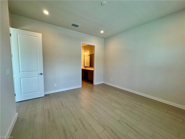 Building Photo - 14716 Kingfisher Lp