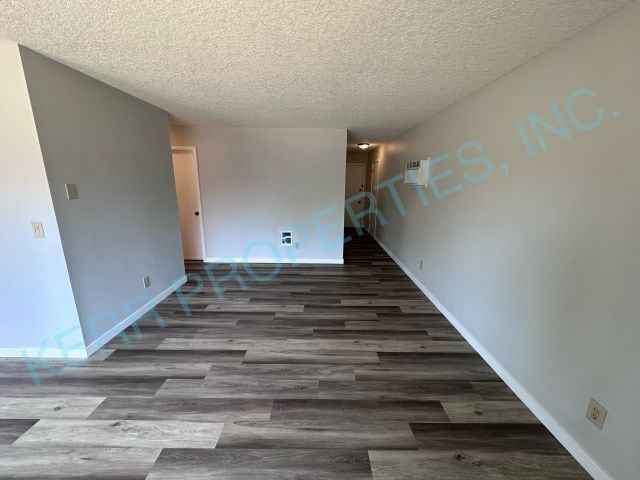 Building Photo - 7703 NE Fremont St