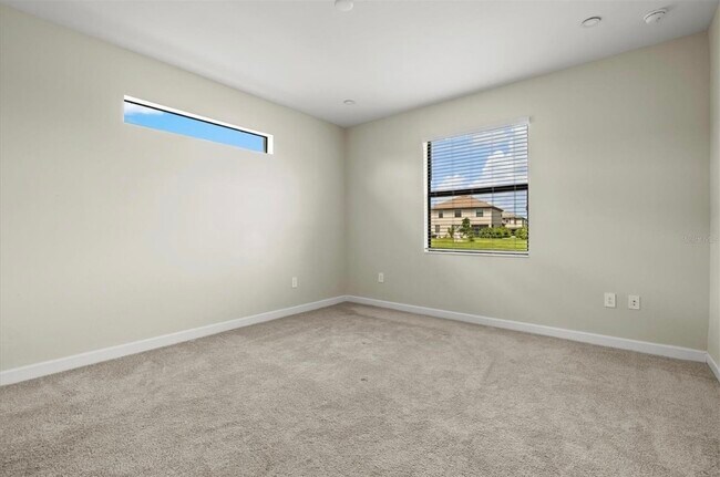 Building Photo - 15519 Sunny Day Dr