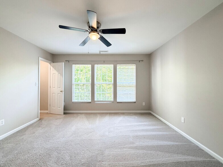 Building Photo - 1707 Zachary Brook Ln