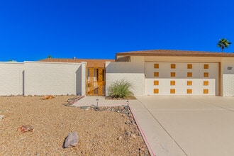 Building Photo - 12506 W Skyview Dr